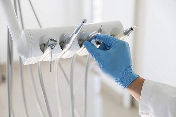 Professional Tooth Extraction technician working in La Porte, TX